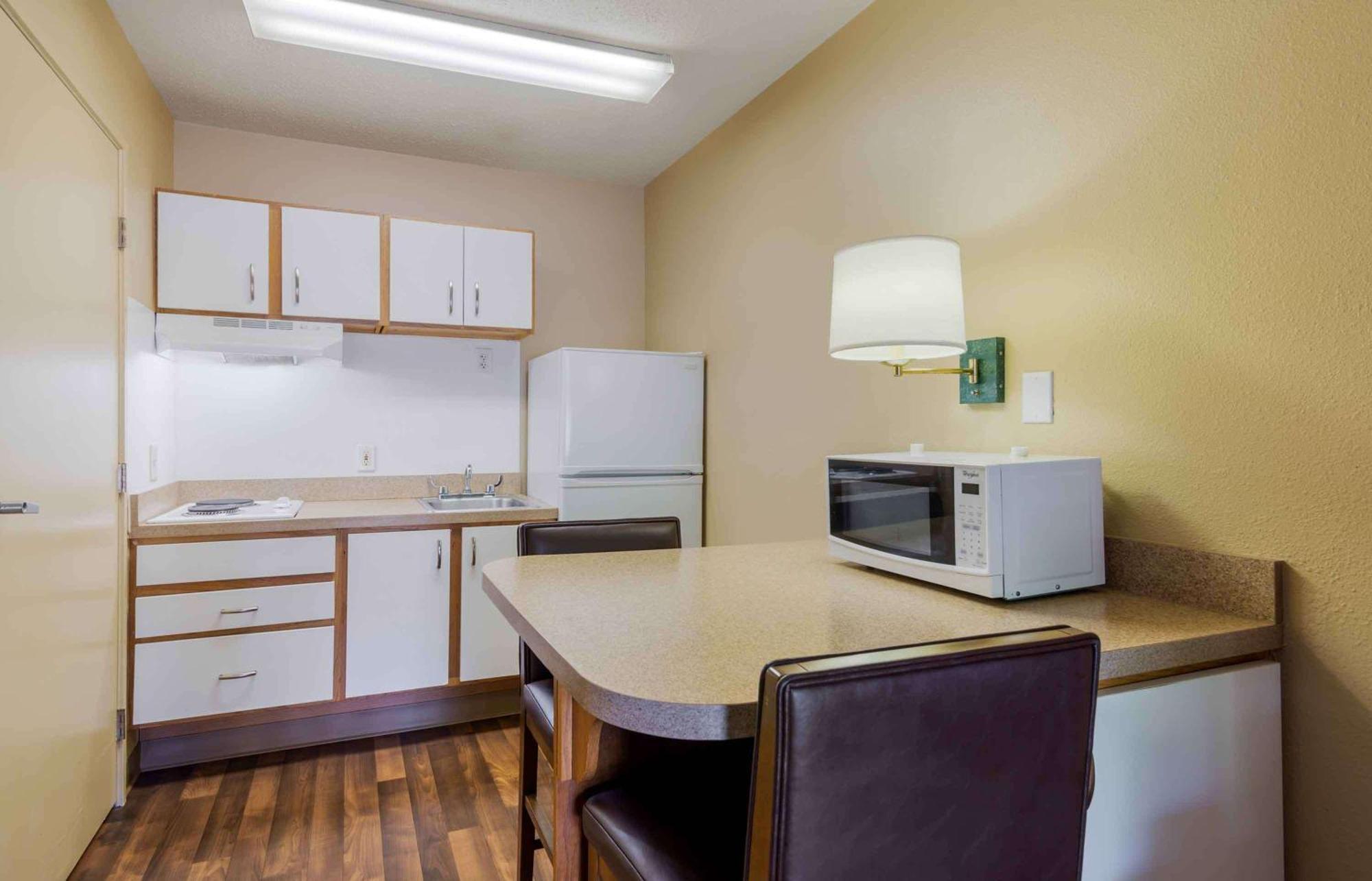 Extended Stay America Select Suites - Atlanta - Cumberland Mall Smyrna Zewnętrze zdjęcie