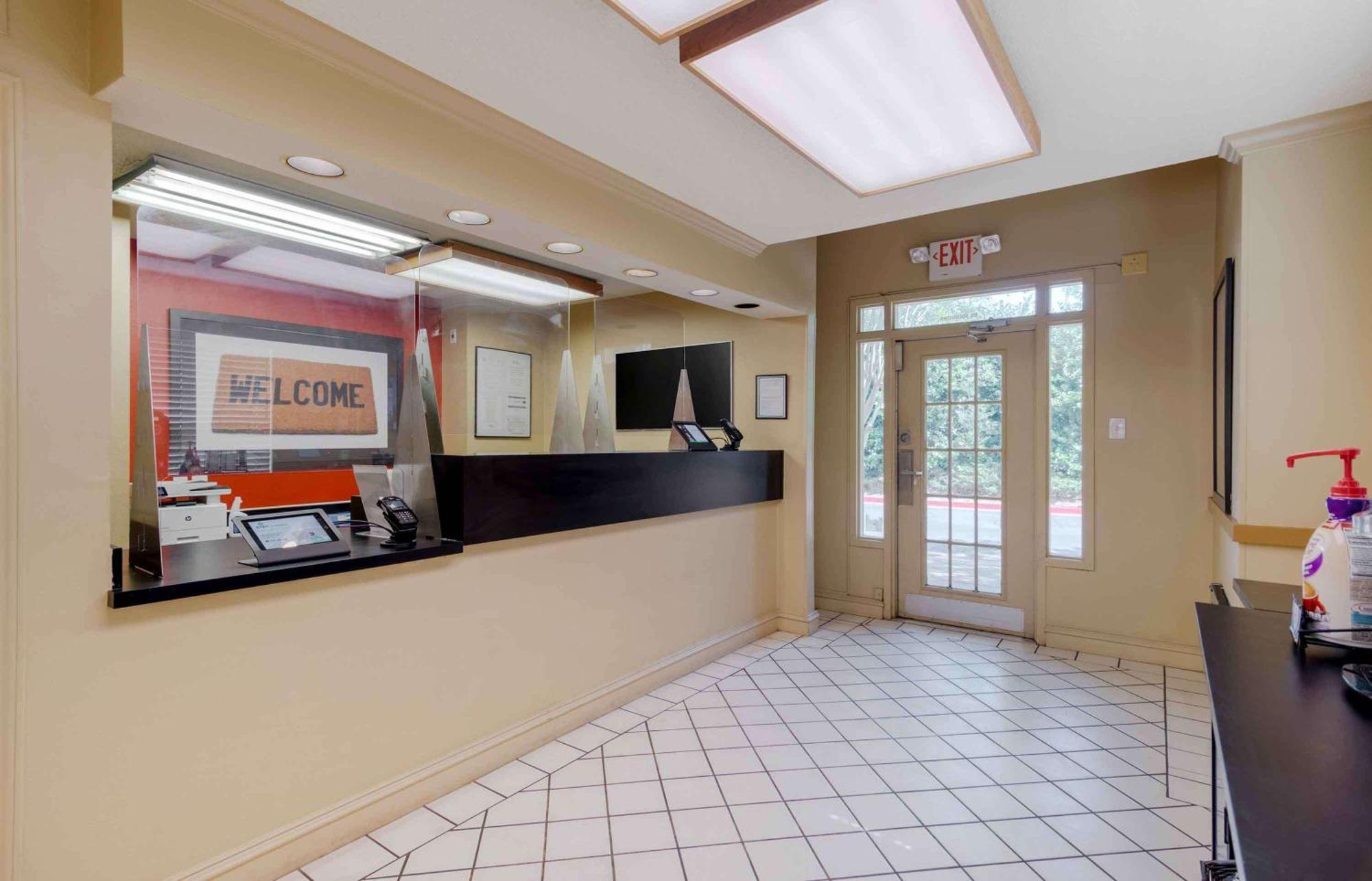 Extended Stay America Select Suites - Atlanta - Cumberland Mall Smyrna Zewnętrze zdjęcie