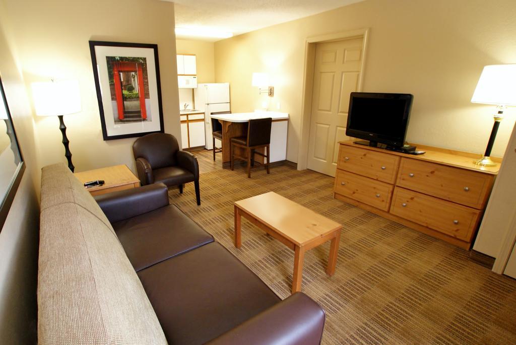 Extended Stay America Select Suites - Atlanta - Cumberland Mall Smyrna Zewnętrze zdjęcie
